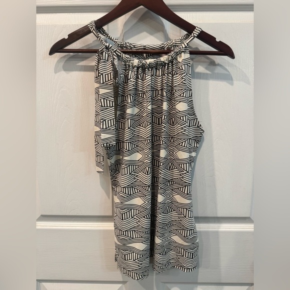 Ellie Kai Women Black/White Sleeveless Keyhole Printed Blouse Top Size 2 - Picture 3 of 9